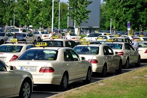 Saudi Arabia with Jeddah Tour Services and Reliable Medina to AlUla Taxi Service