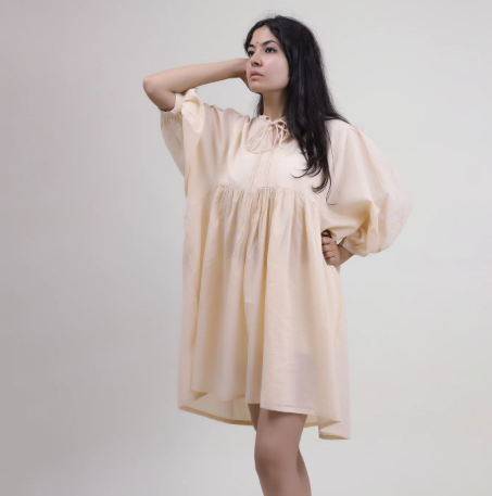 Midi Dress: The Effortless Choice for Everyday Elegance